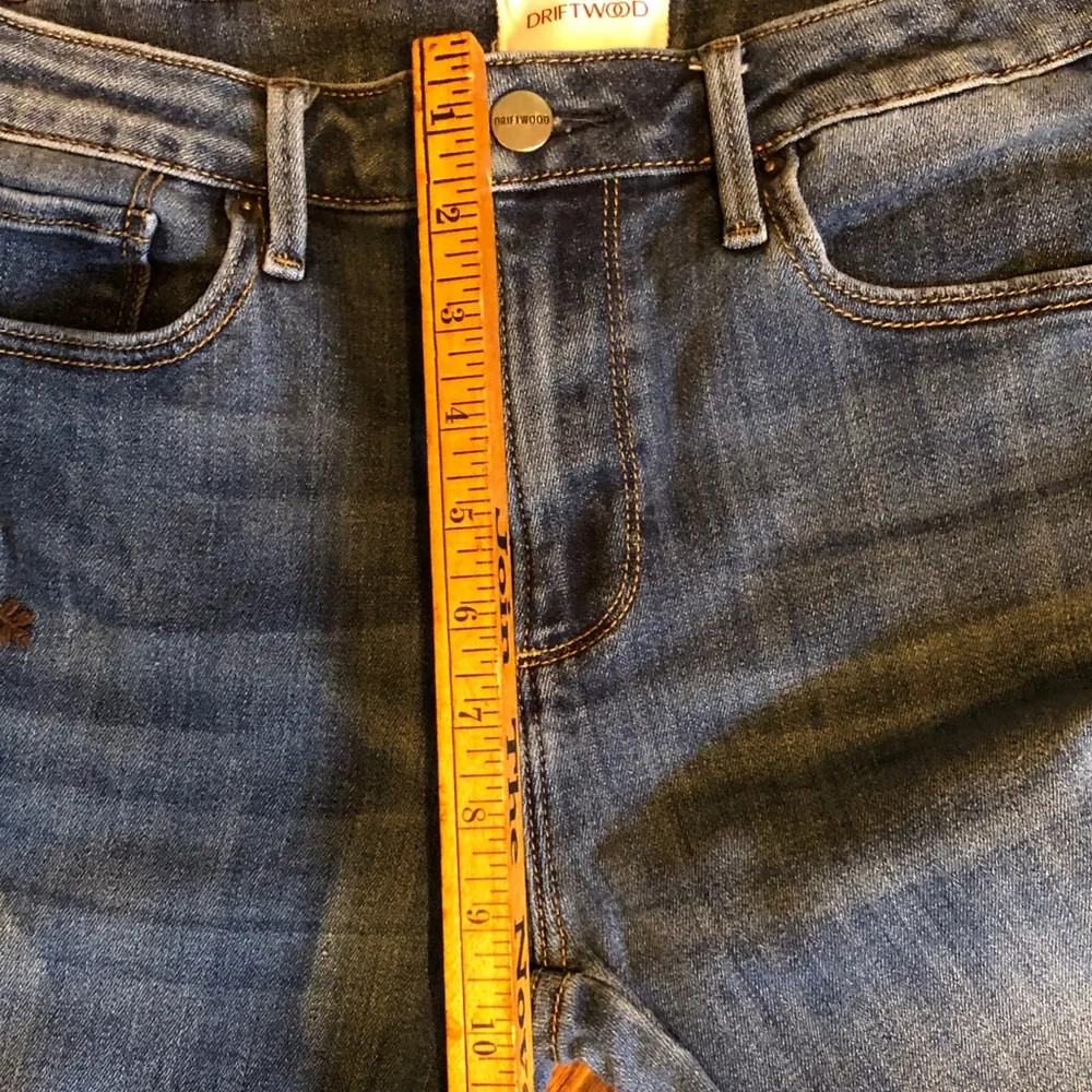 DRIFTWOOD Jackie High Rise Floral Embroidered jeans - Picture 6 of 8